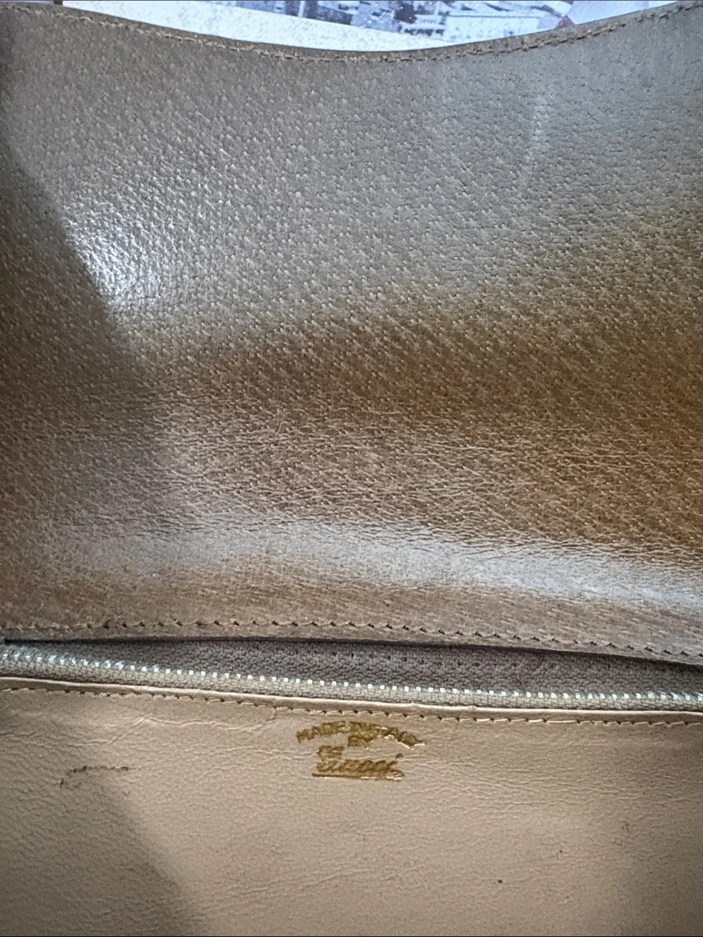 Gucci Beige Brown GG Supreme Crossbody with Gold Chain - Picture 6 of 12